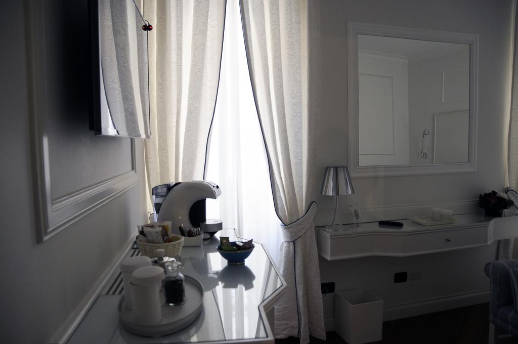Suite Fontana Di Trevi Roma Phòng bức ảnh